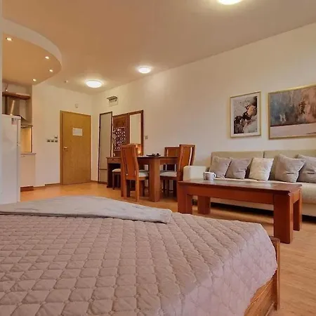 Garden Of Eden - Kalina Apartamento Sveti Vlas